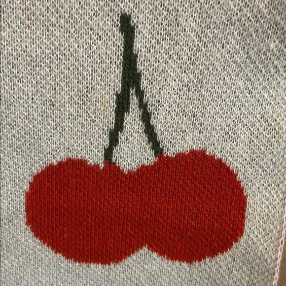 Nanette Lepore cherry heart throw blanket - Picture 4 of 7